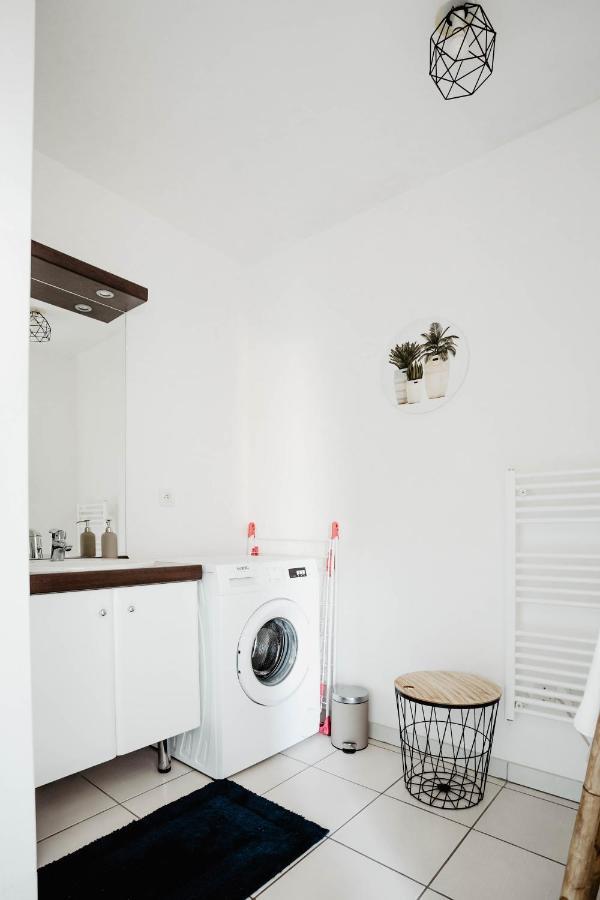T2 Haut Standing Parking Prive Wi-Fi Tv Netflix Valenciennes Exterior photo
